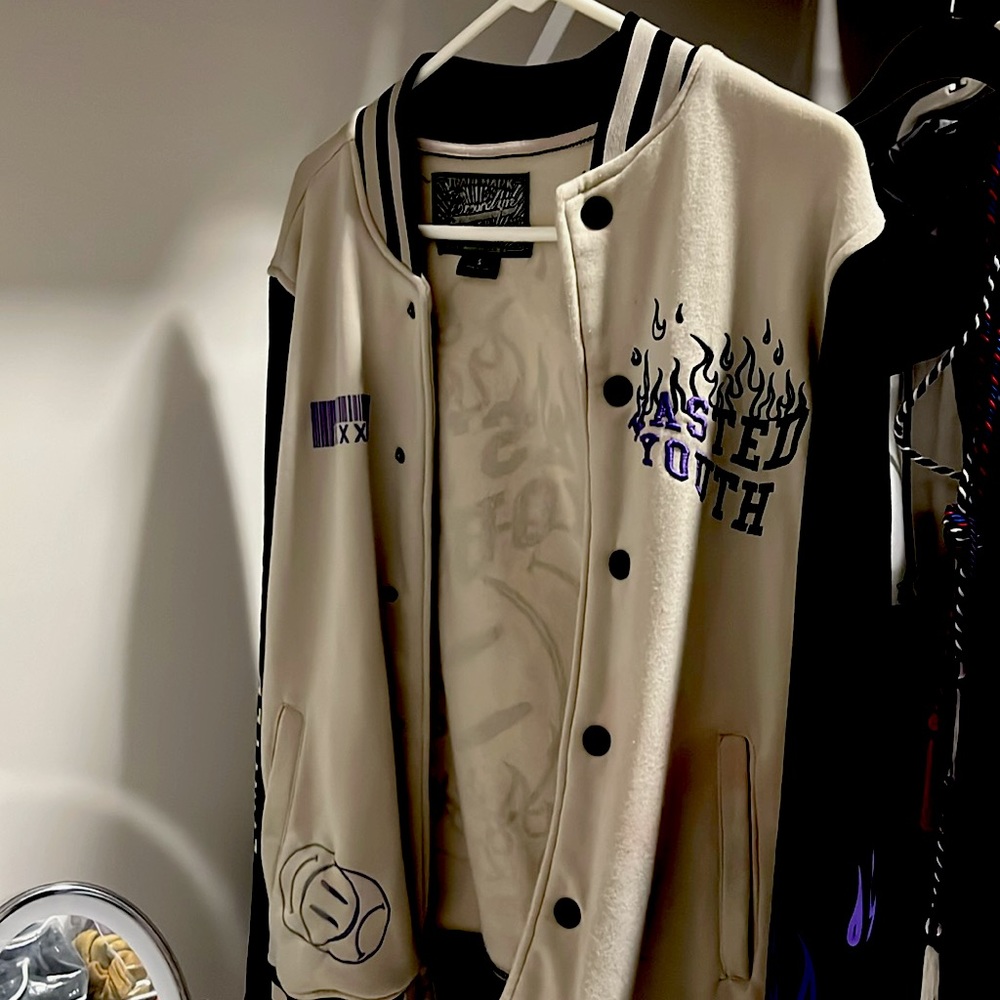 Brand: Brooklyn Cloth. Size small, cotton jersey style jacket.